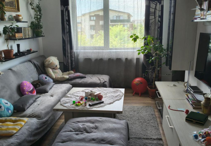 Vanzare | Apartament 2 camere | Centrala proprie + Loc de parcare